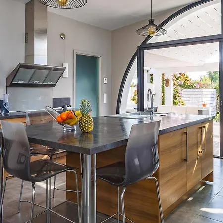 Saffron By Villedaigne