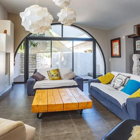 Saffron By Villedaigne